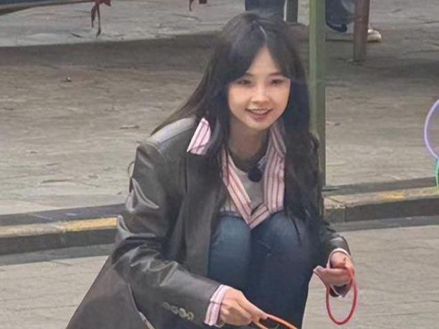 柒同框才明白相由心生这句话的含金量九游会同样是34岁的王冰冰和李子(图2)